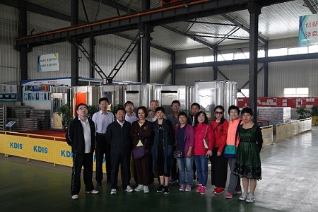 大同市渾源縣人大主任考察凱帝斯電梯廠